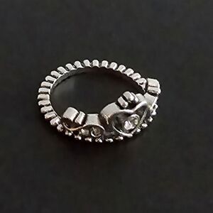 TIARA HEART CZ CHIP NEW SIZE 6 SILVER RING